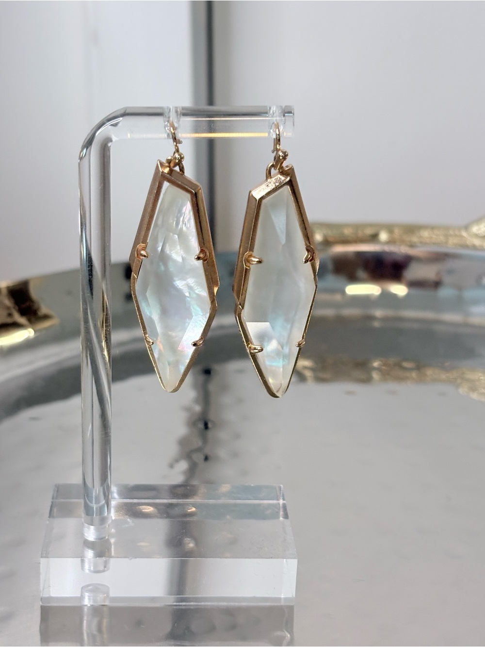 Kendra Scott Bexley Iridescent Mother-of-Pearl Hex Drop Earrings - Wht/Rose Gold